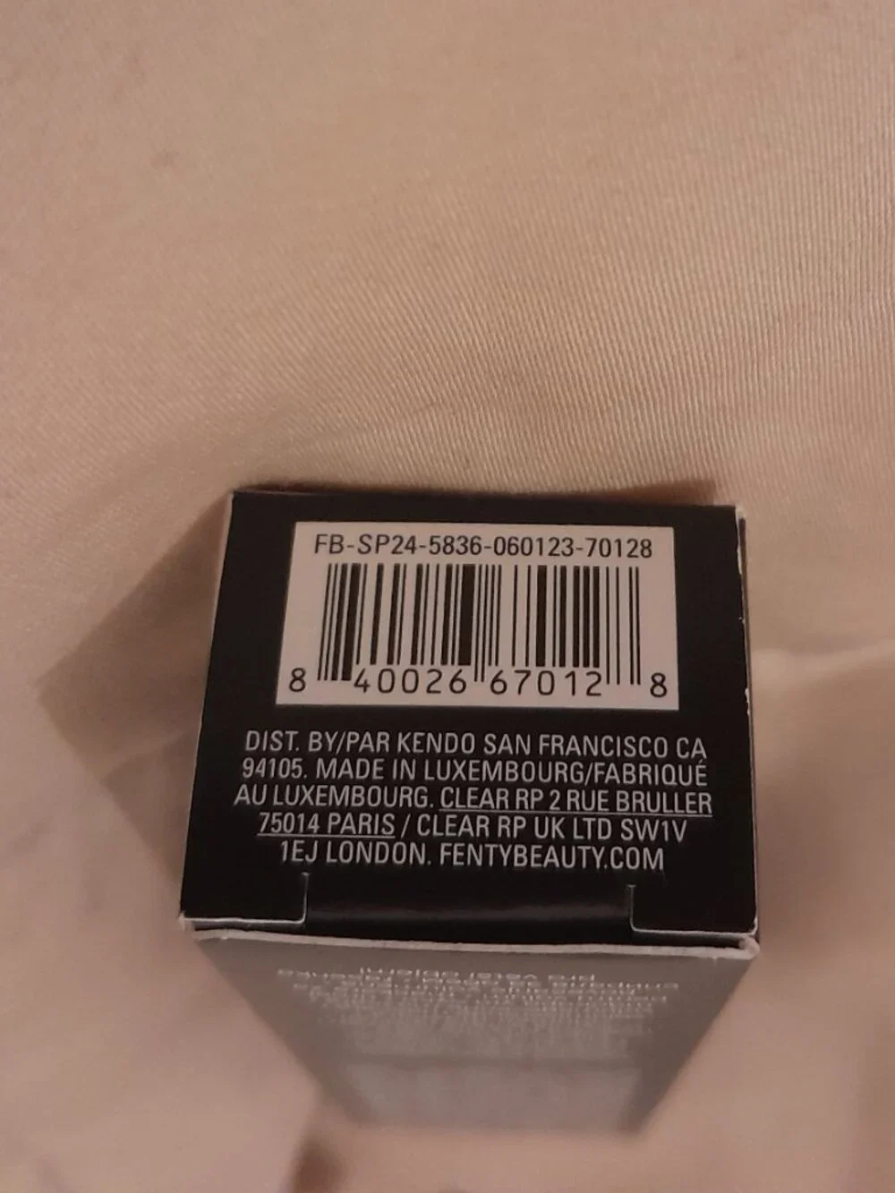 Fenty Beauty Hella Thicc Volumizing Mascara